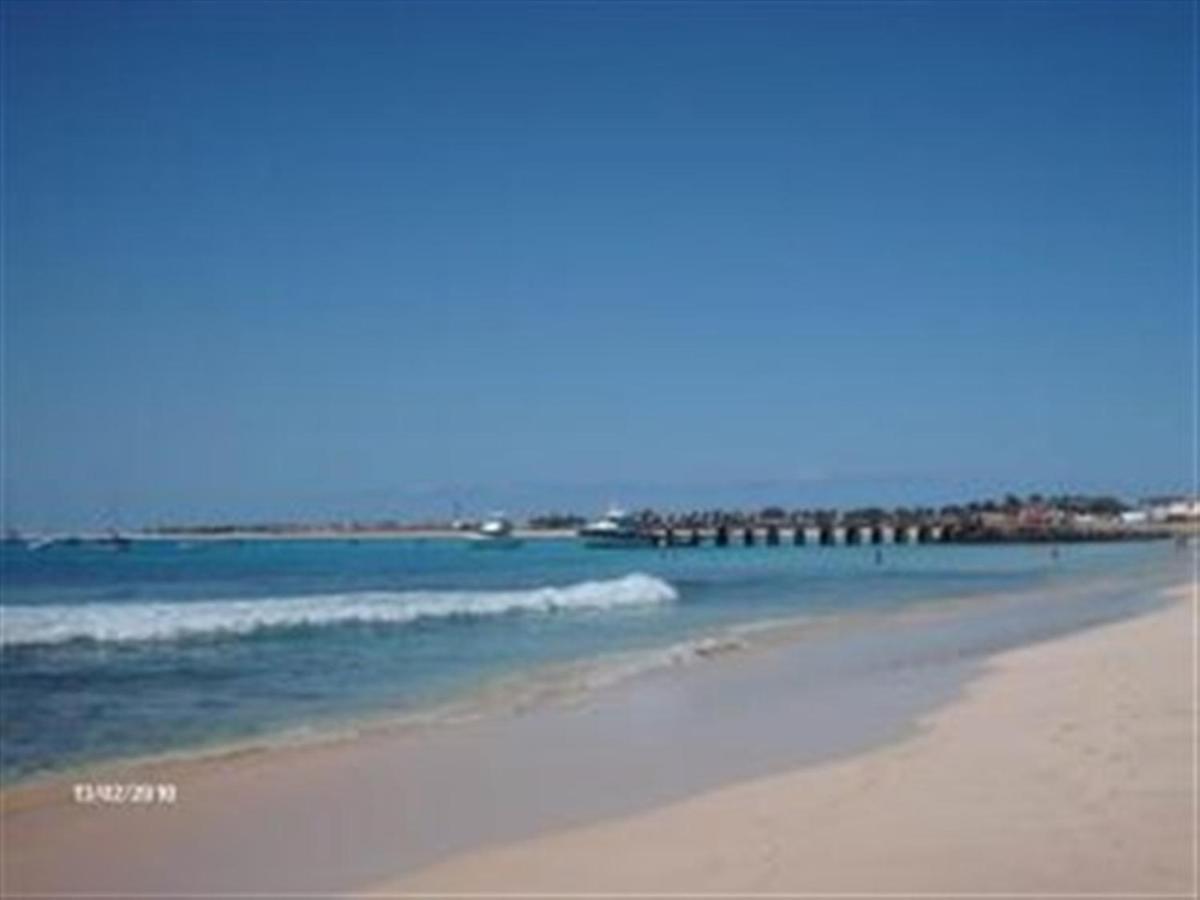 Adult Only Beachfront 2 Bedroom Apartment Santa Maria Airport Pick Up, Aircon, Unlimited Wifi Ideal For Remote Working And Long Stay Bagian luar foto